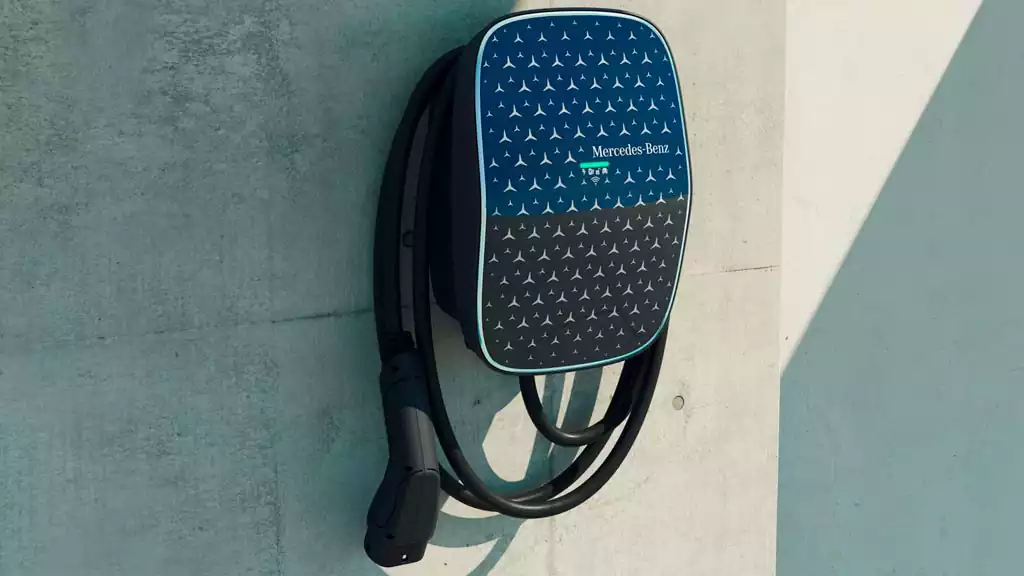 Borne de recharge électrique Wallbox Mercedes-Benz 