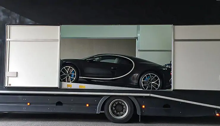 Convoyage par camion de votre véhicule de luxe