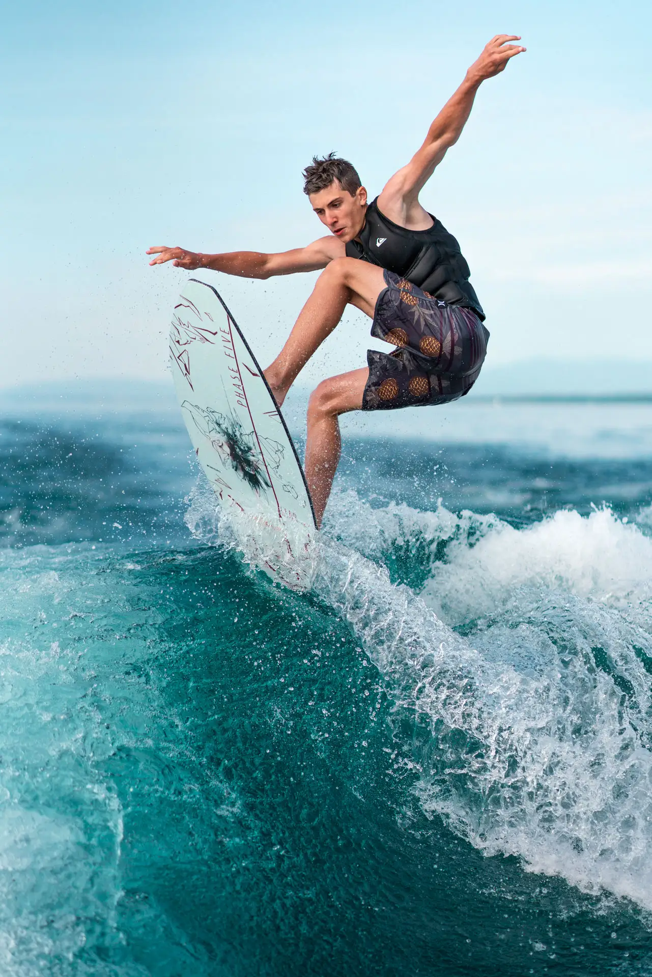 Lake_Side_Summer_Day_AMG_Mastercraft_2020_19_1173600624.webp