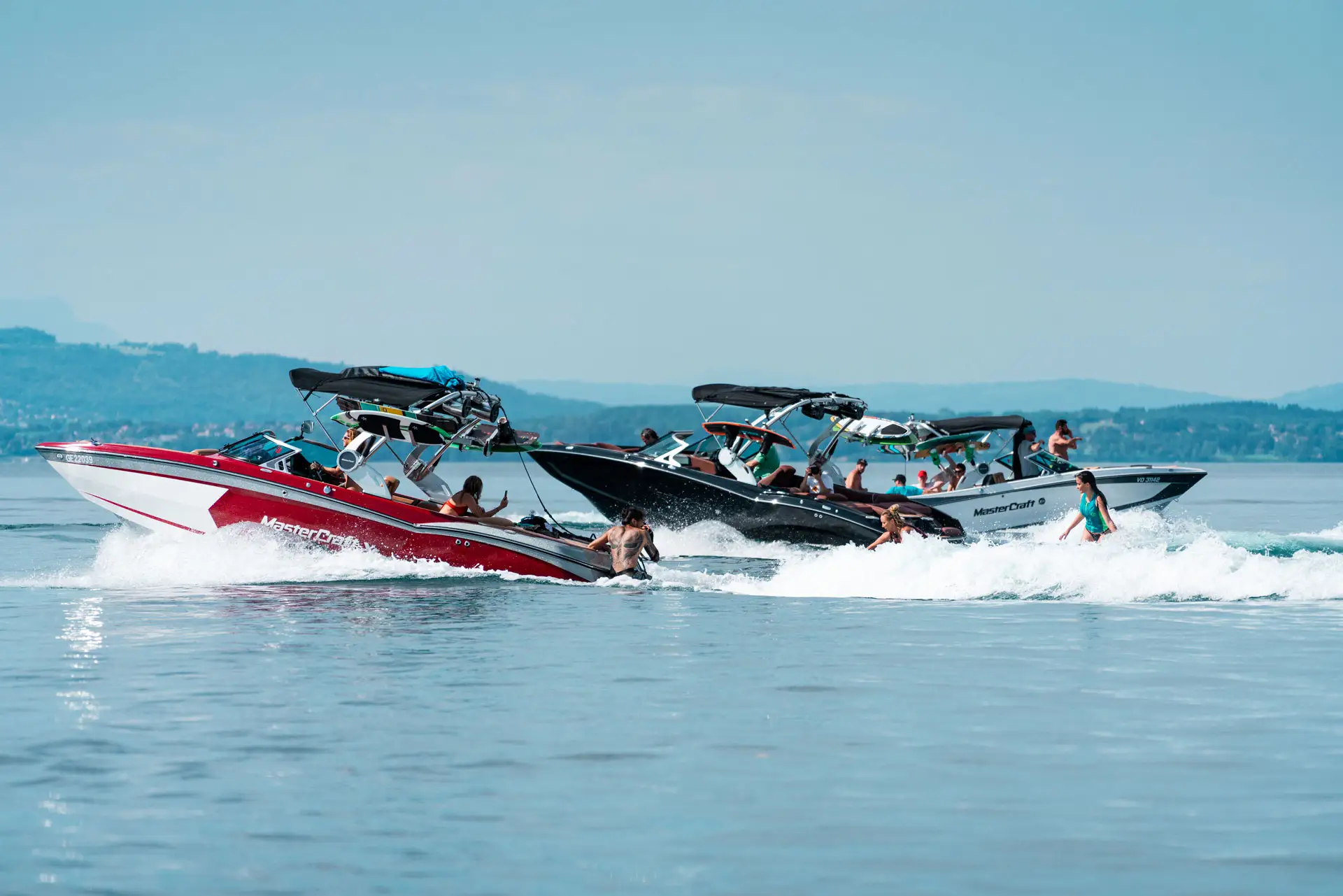 Lake_Side_Summer_Day_AMG_Mastercraft_2020_24_464780863.webp