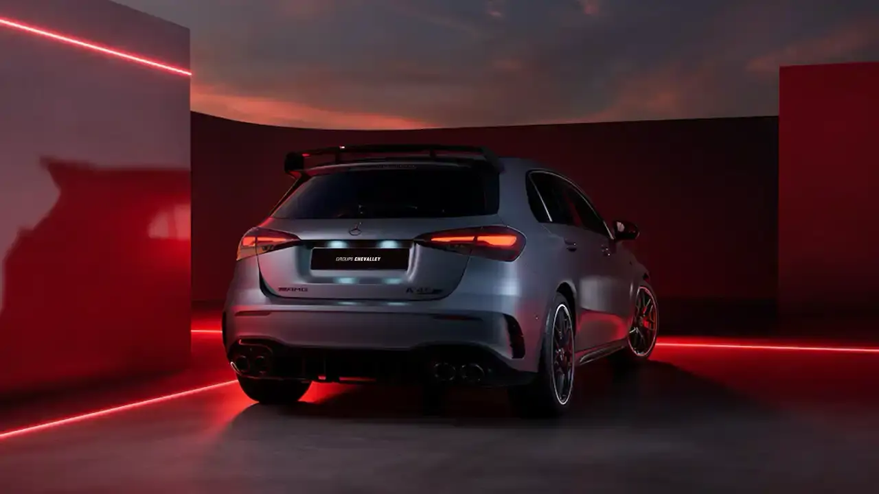 Vue arrière le Mercedes-AMG A45 S 4MATIC+ à Genève