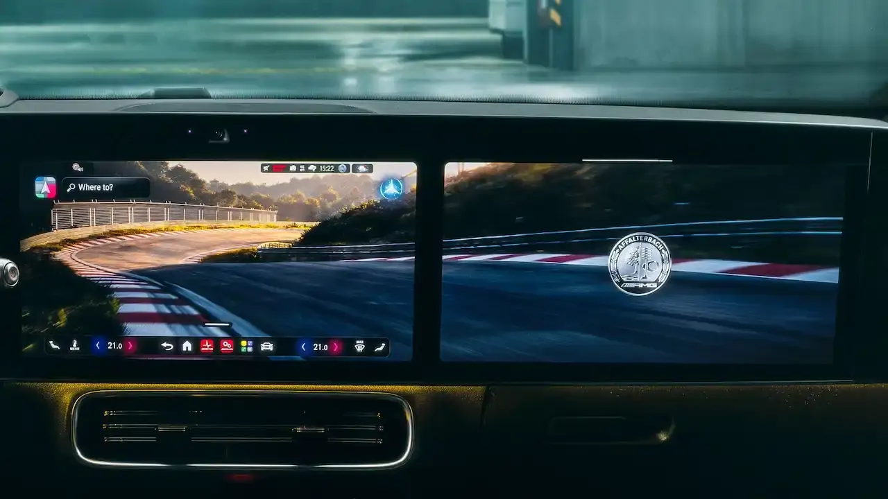 écran panoramique avec MBUX de la AMG CLA 2026