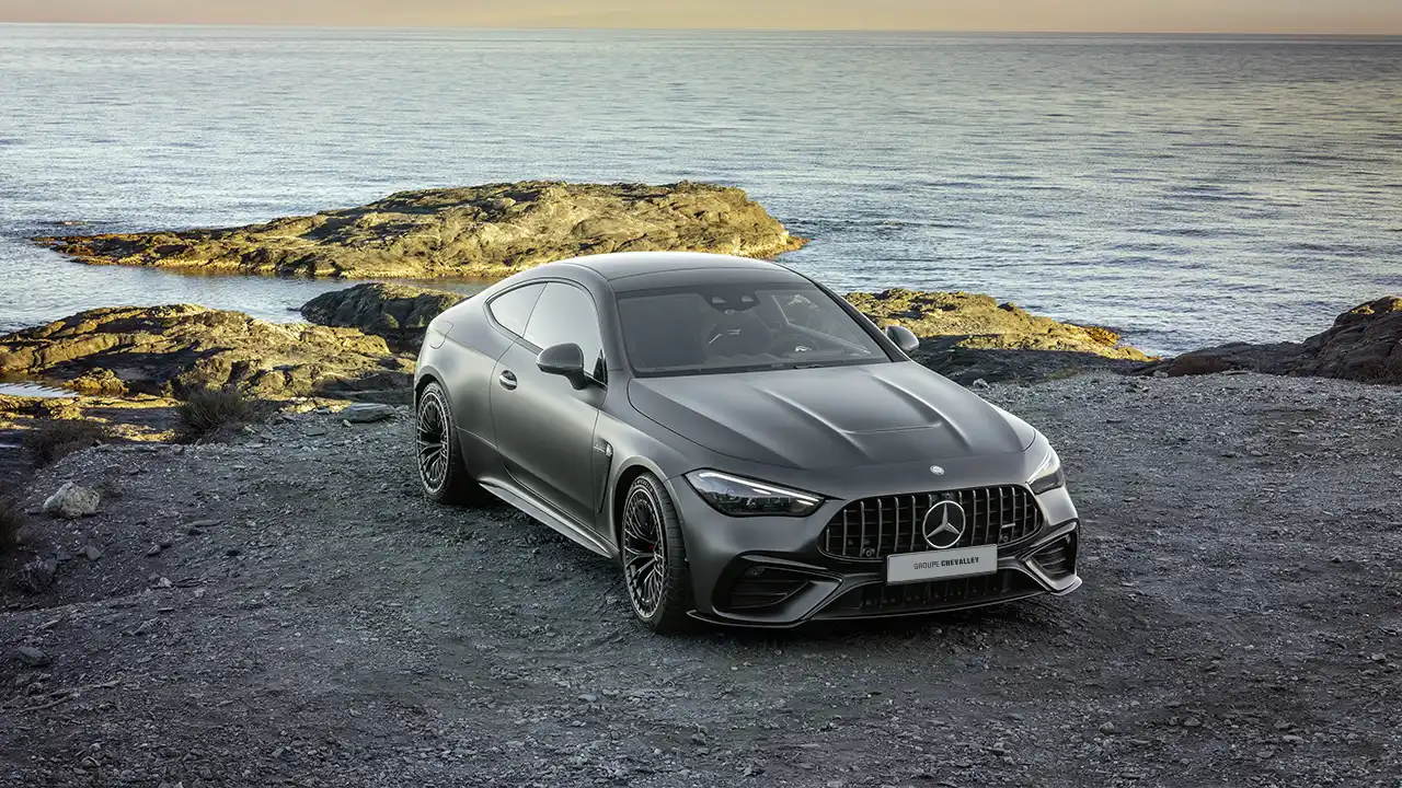 Mercedes AMG CLE 53 Coupé au bord du lac leman