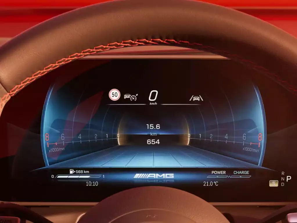 MBUX avec designs d’affichage spécifiques à AMG de la AMG CLE cabriolet 2024
