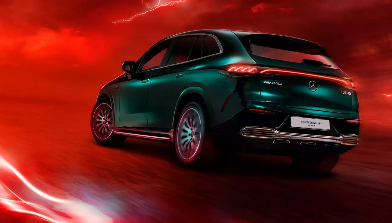 Vue arrière du Mercedes-AMG EQE 43 4MATIC SUV Groupe Chevalley