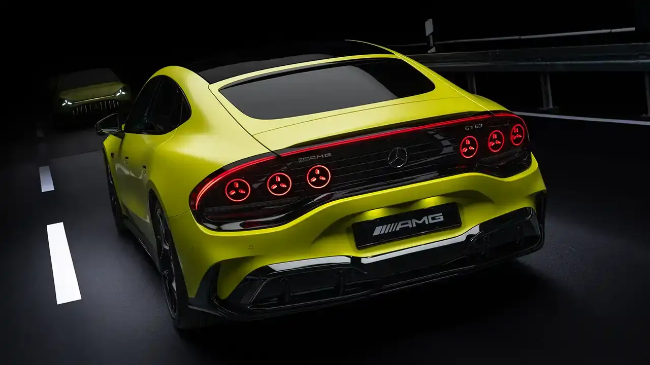 vue arrière de la Mercedes-AMG GT Coupé 4 portes