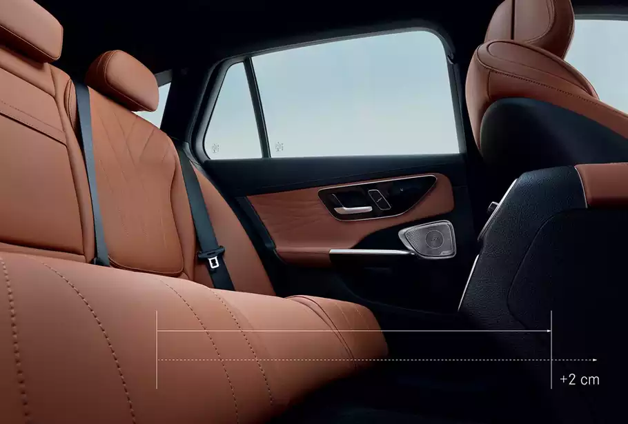 Vue arrière intérieur de la Classe C Break Mercedes