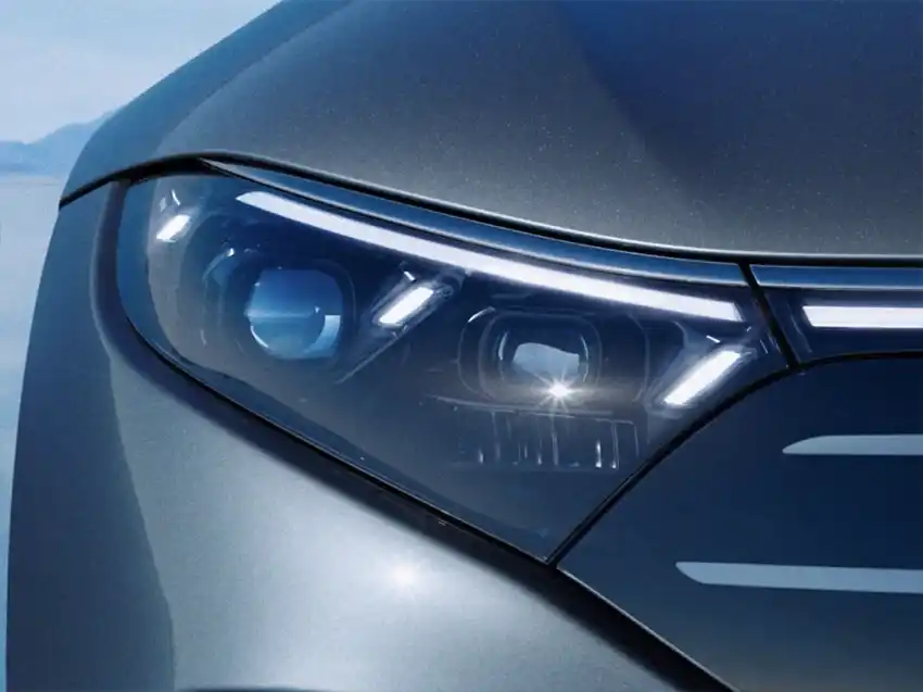 Feux Digital light de la Mercedes-Benz EQS Berline