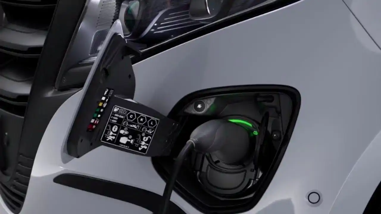 Mercedes Benz Chevalley | eVito Van vue de la prise de chargement à Nyon