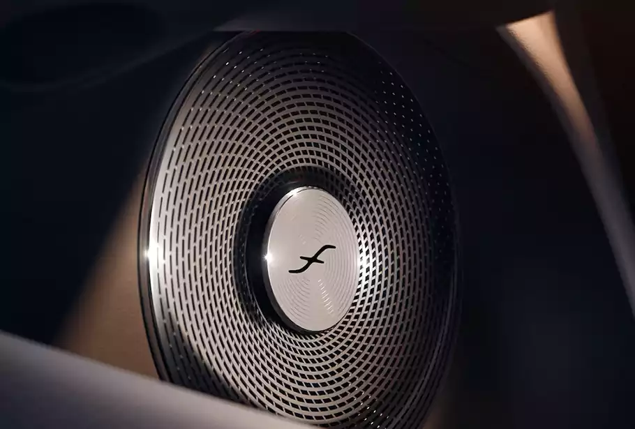 système audio surround Burmester® 3D de la mercedes CLA