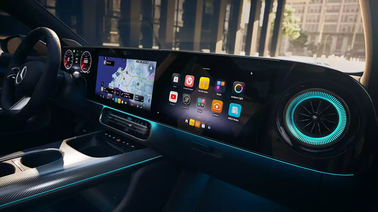 Tableau de bord de la Mercedes-Benz CLA électrique Coupé Groupe Chevalley