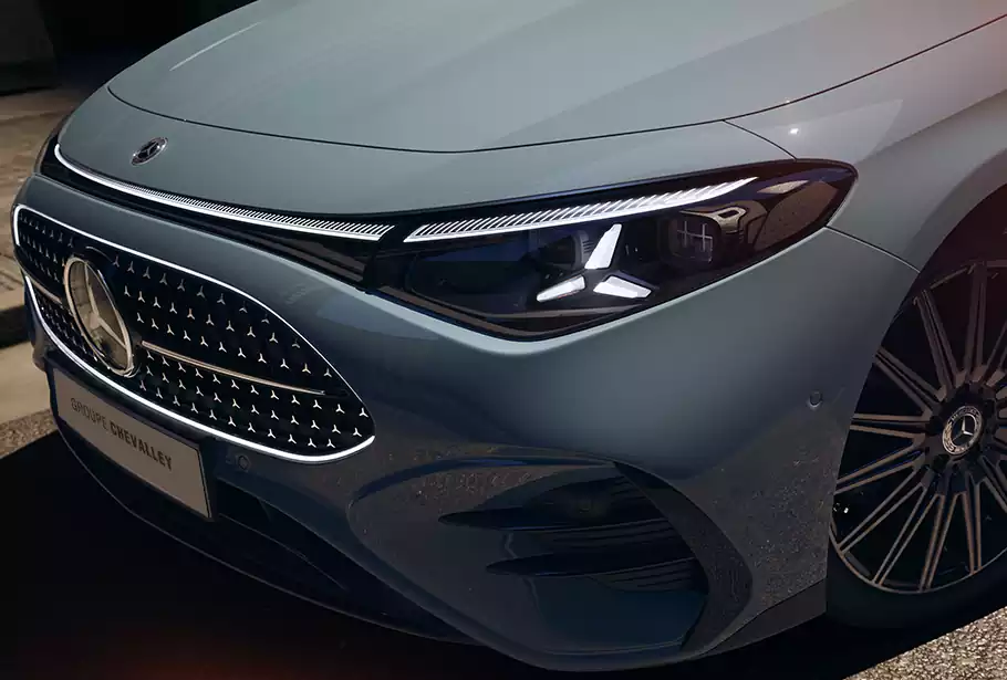 Détails de la calandre de la Mercedes CLA modèle 2025 à Nyon