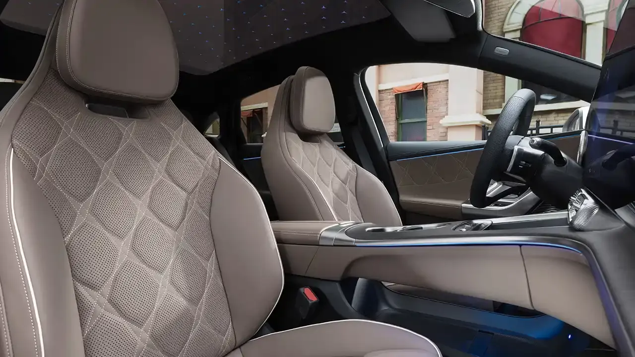 Vue intérieur de la nouvelle Classe C électrique 2026