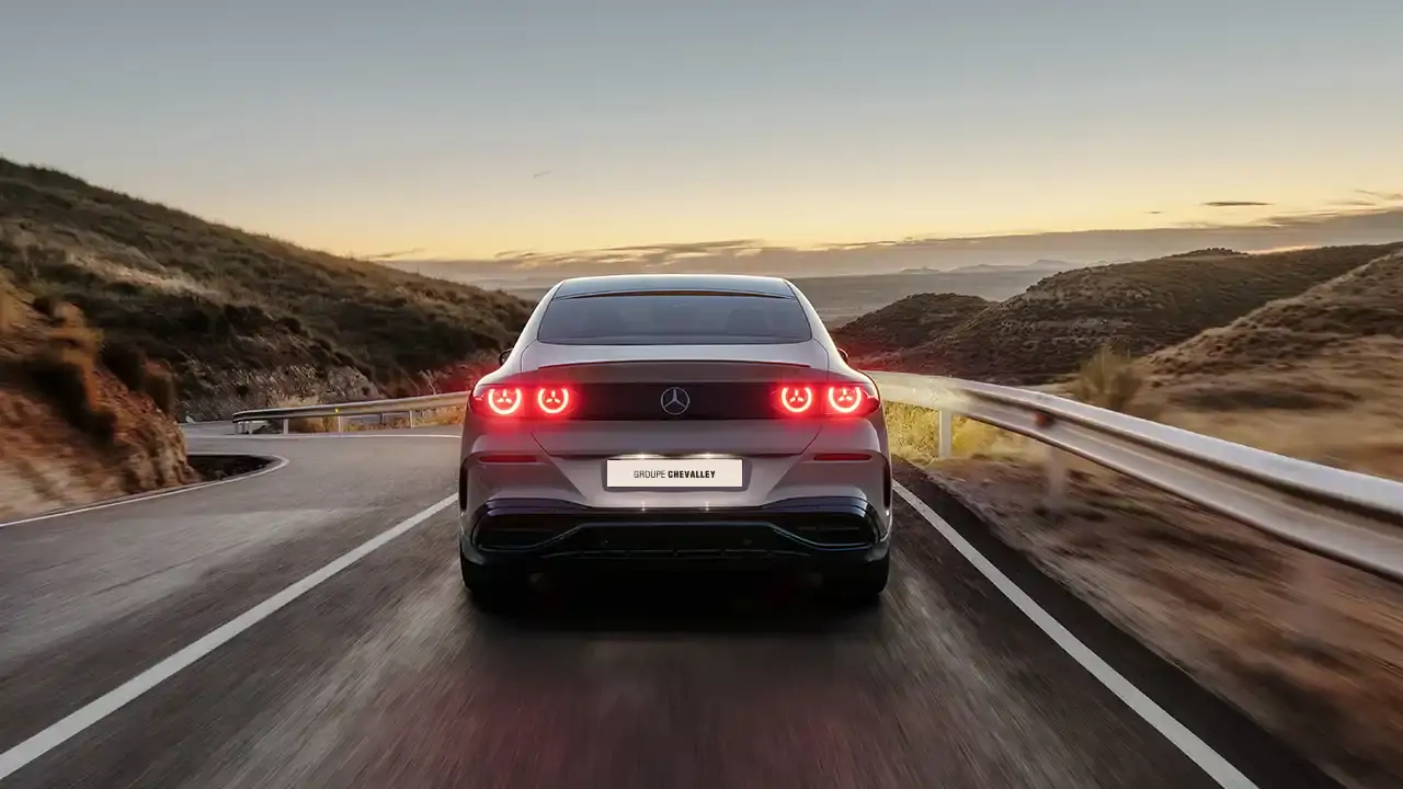 Vue arrière du Mercedes C-class electric 2026 Groupe Chevalley