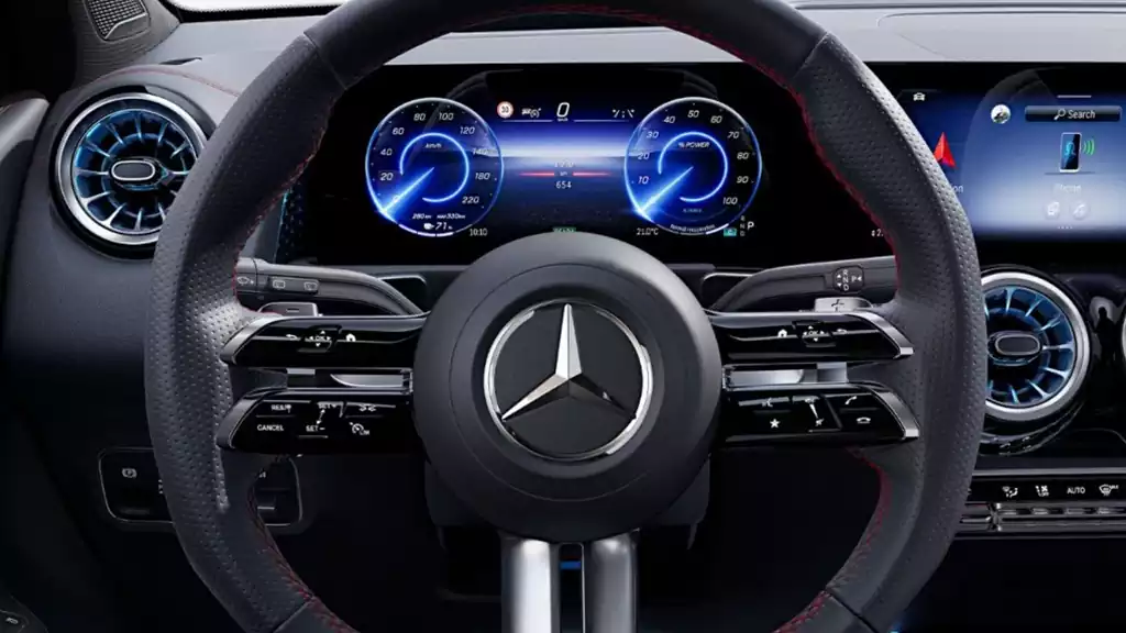 volant sport multifonction du EQB Mercedes-Benz