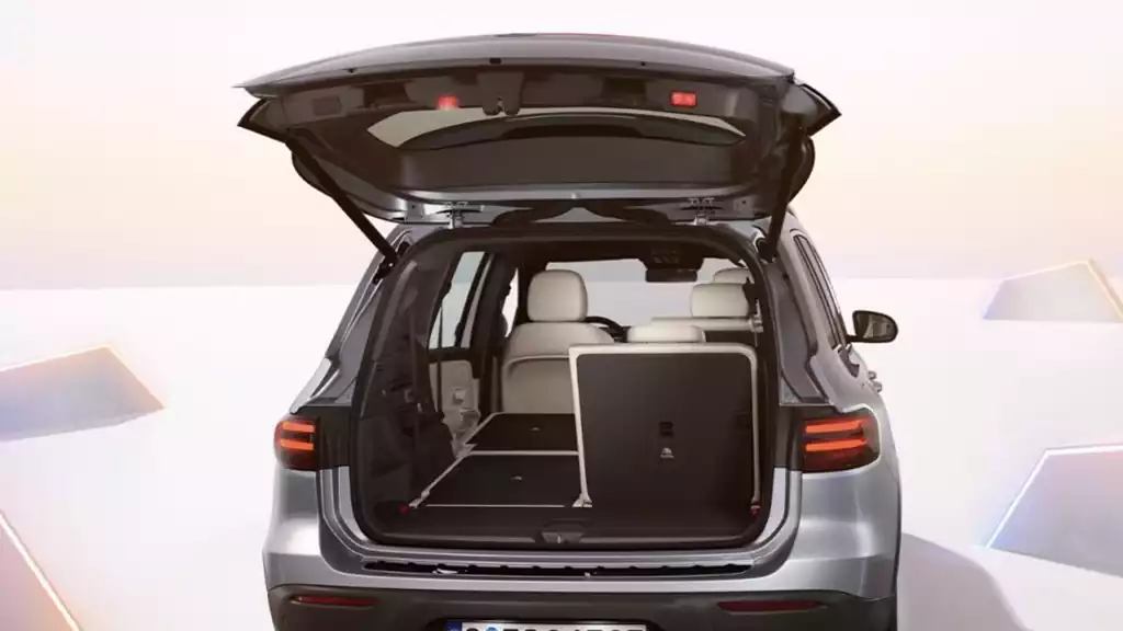 Volume de chargement du mercedes EQB