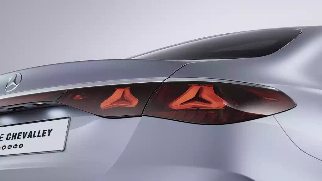 Arrière de la Mercedes-Benz Classe E berline 2023