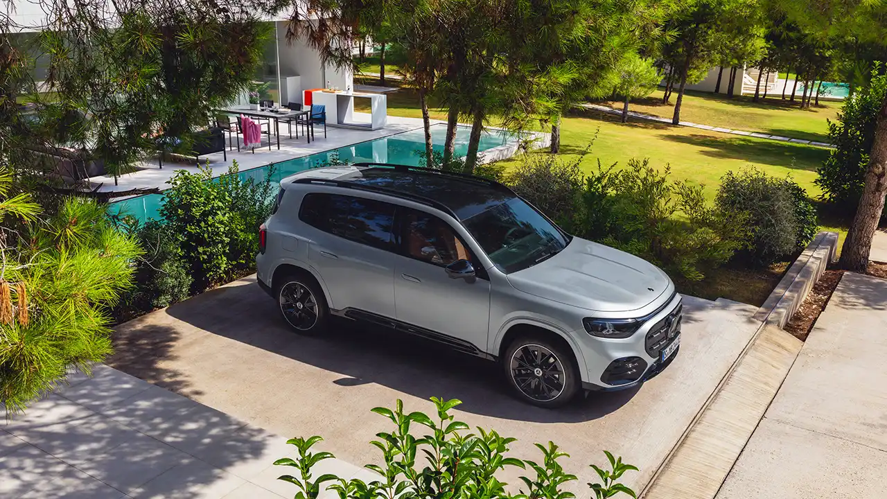 Mercedes GLB electic 2026 gris Groupe Chevalley