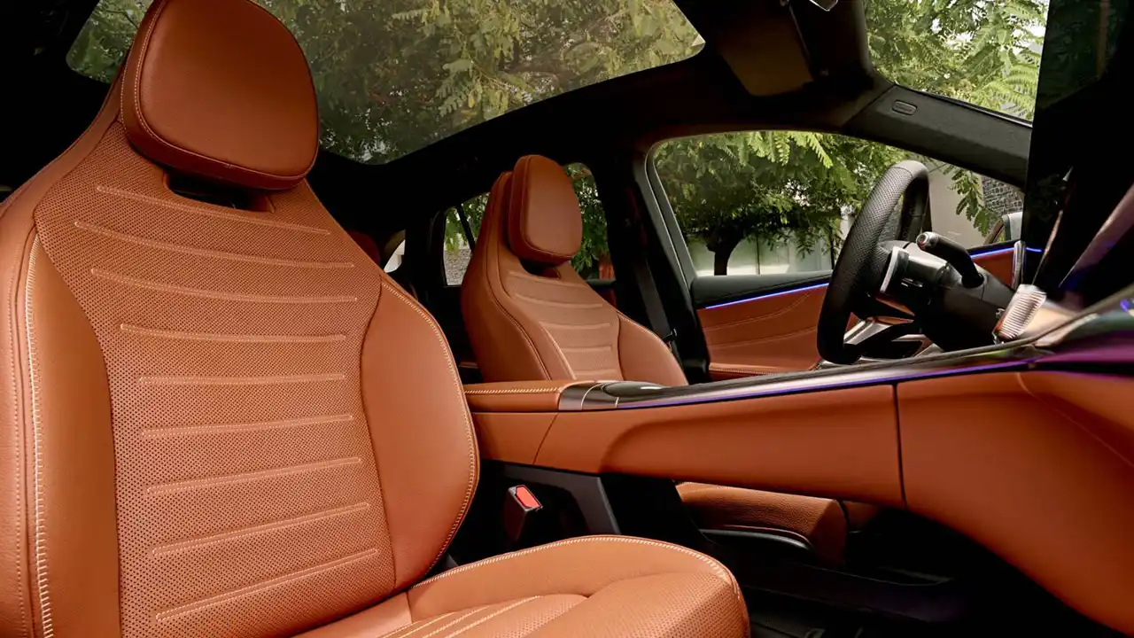 Mercedes-Benz GLC électrique 2026 intérieur