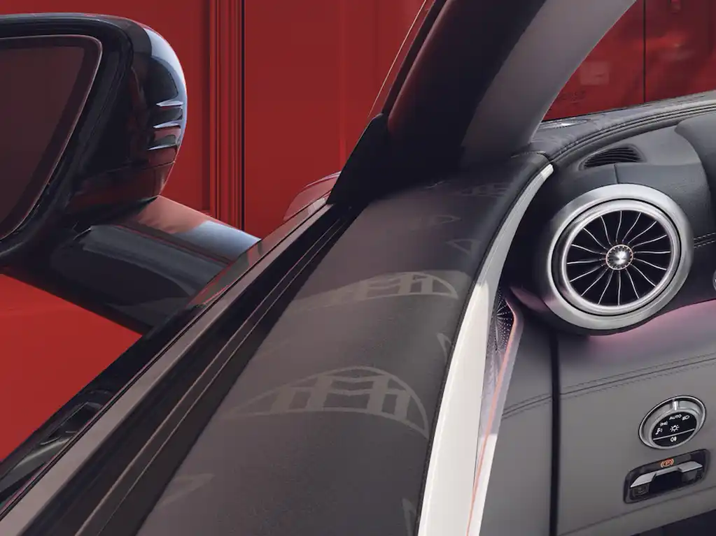 Lignes de ceinture sur les portes avec motif Maybach