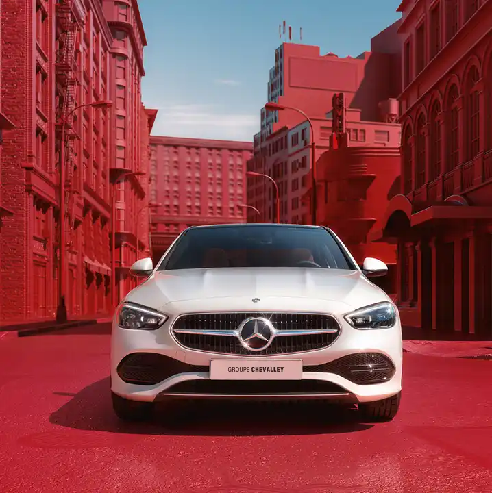Vue de face du C-Class limousine