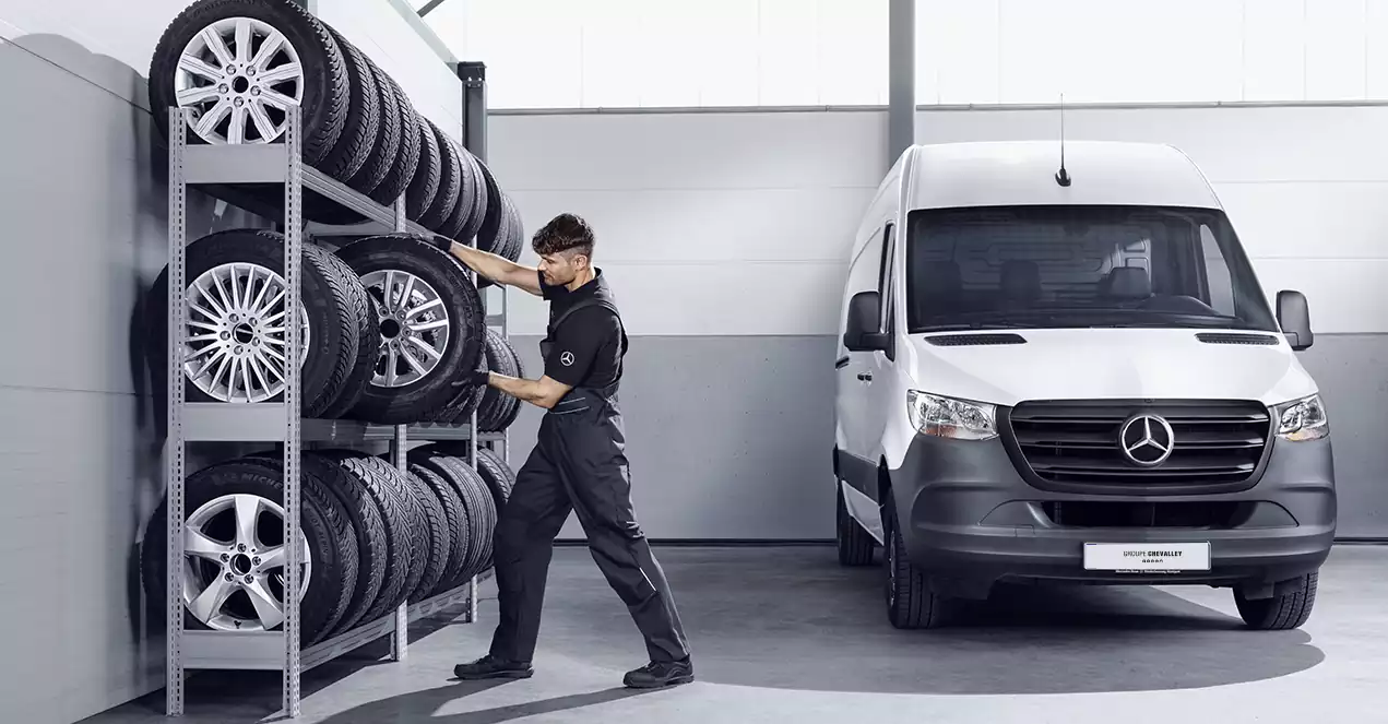 changement de roues /pneus Mercedes-Benz du Groupe Chevalley