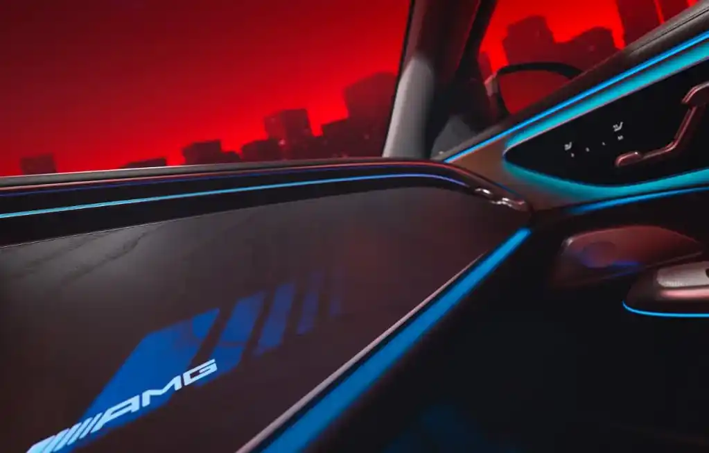Insert décoratif spécifiques à la Classe E Break AMG 2024