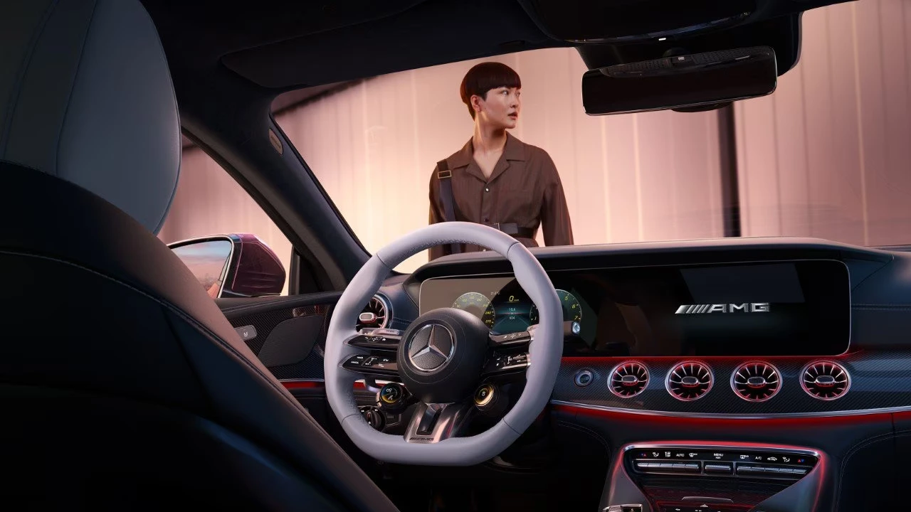 Mercedes Benz Chevalley | AMG GT Coupé vue volant