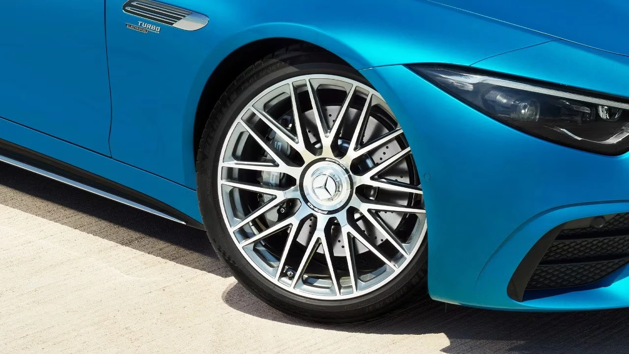 Mercedes Benz Chevalley | AMG SL Roadster Coupé vue jante avant droite