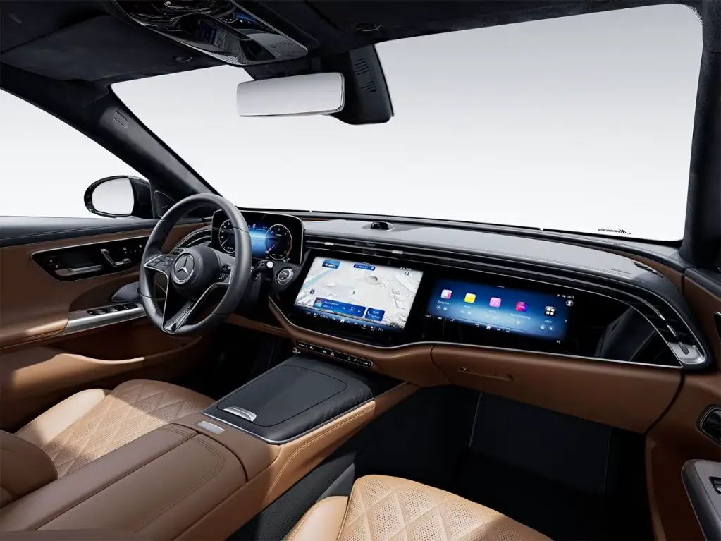 Mercedes Benz Chevalley | Classe E Break vue avant intérieur