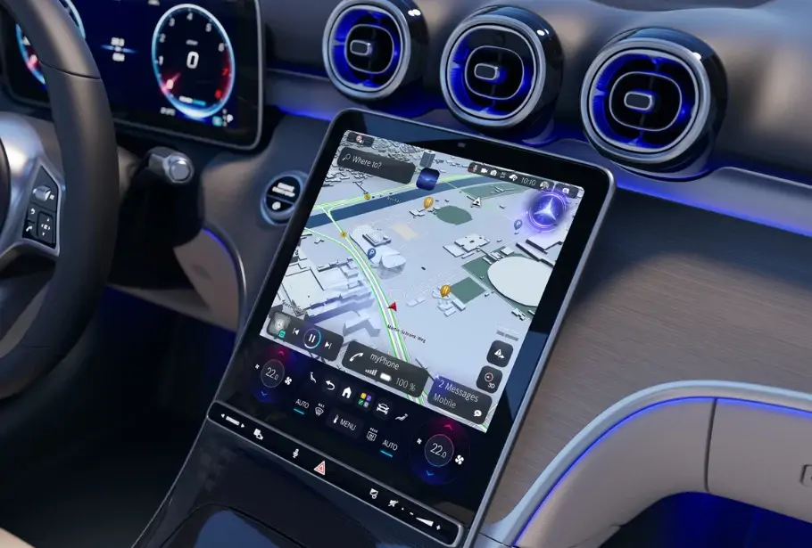 Système multimédia MBUX avec écran central du Mercedes-Benz C Break