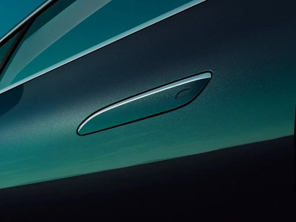 Mercedes Benz Chevalley | EQE Berline vue vue poignée 