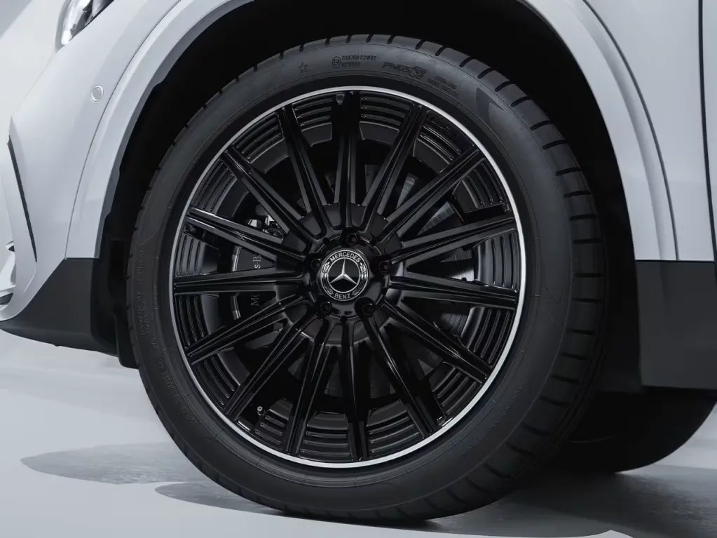 Mercedes Benz Chevalley | GLA SUV vue jante avant gauche