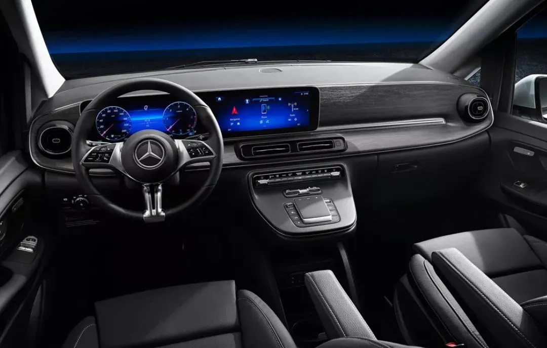 Mercedes-Benz Marco Polo Horizon cockpit Groupe Chevalley