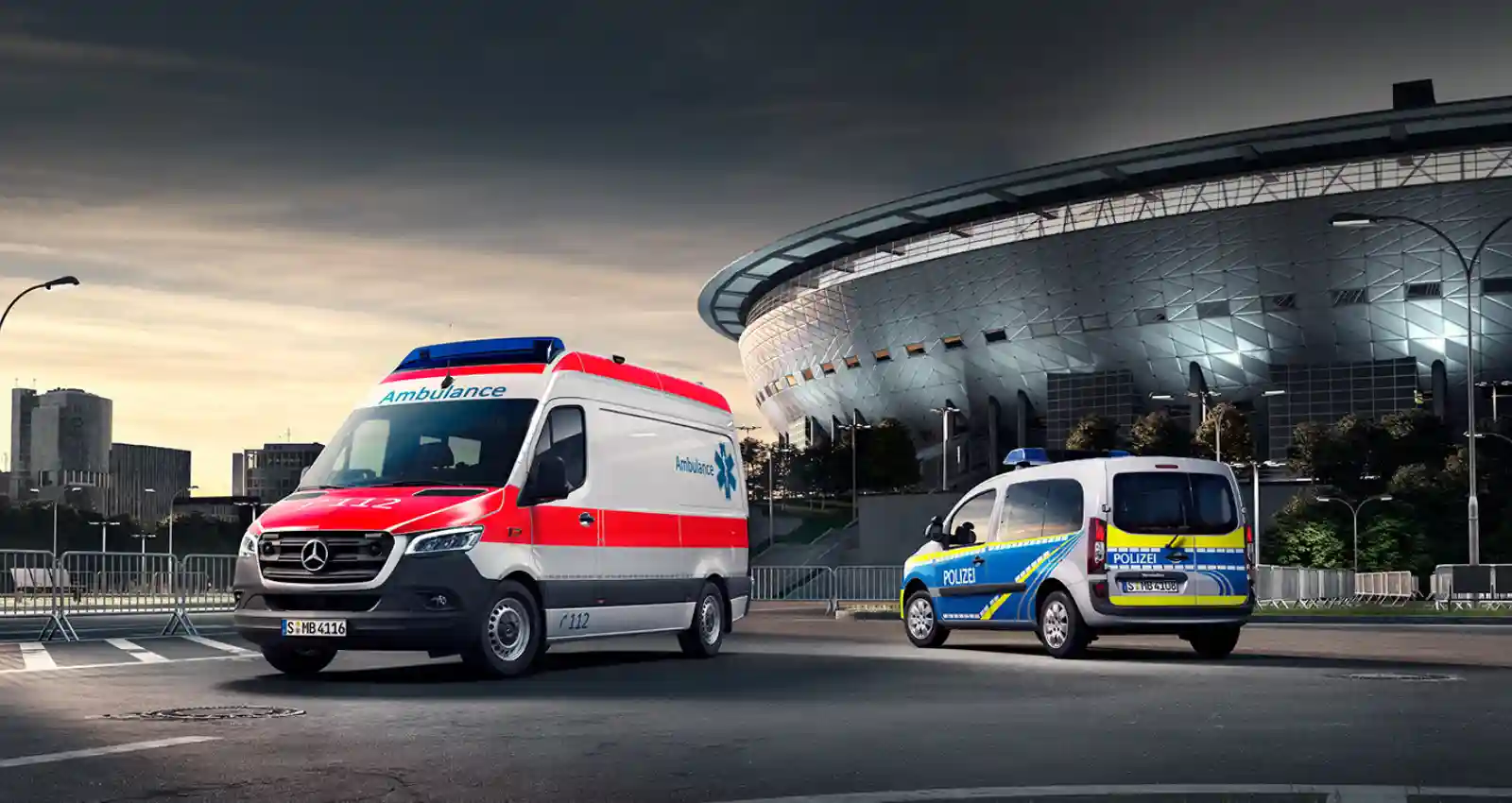 Ambulance et véhicule de police Mercedes-Benz