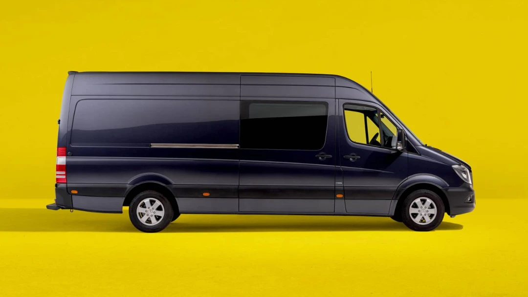Mercedes Benz Sprinter Edition 30 ans noir extérieur