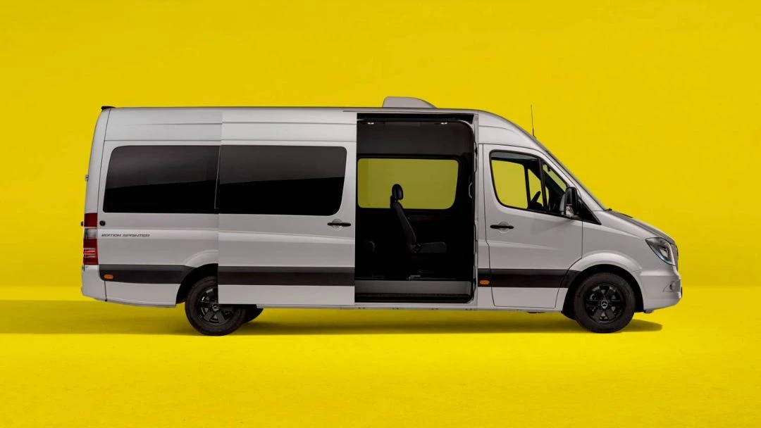 Mercedes Benz Sprinter Edition 30 ans gris intérieur