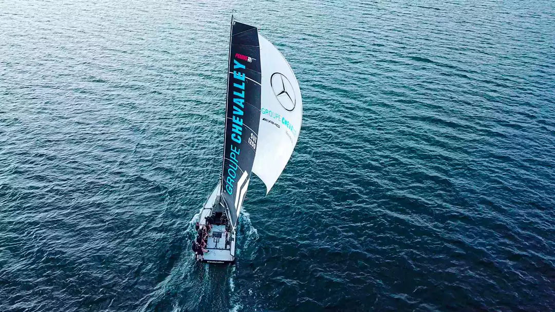 Psaros 33 Mercedes AMg Groupe Chevalley sur le lac leman à Genève
