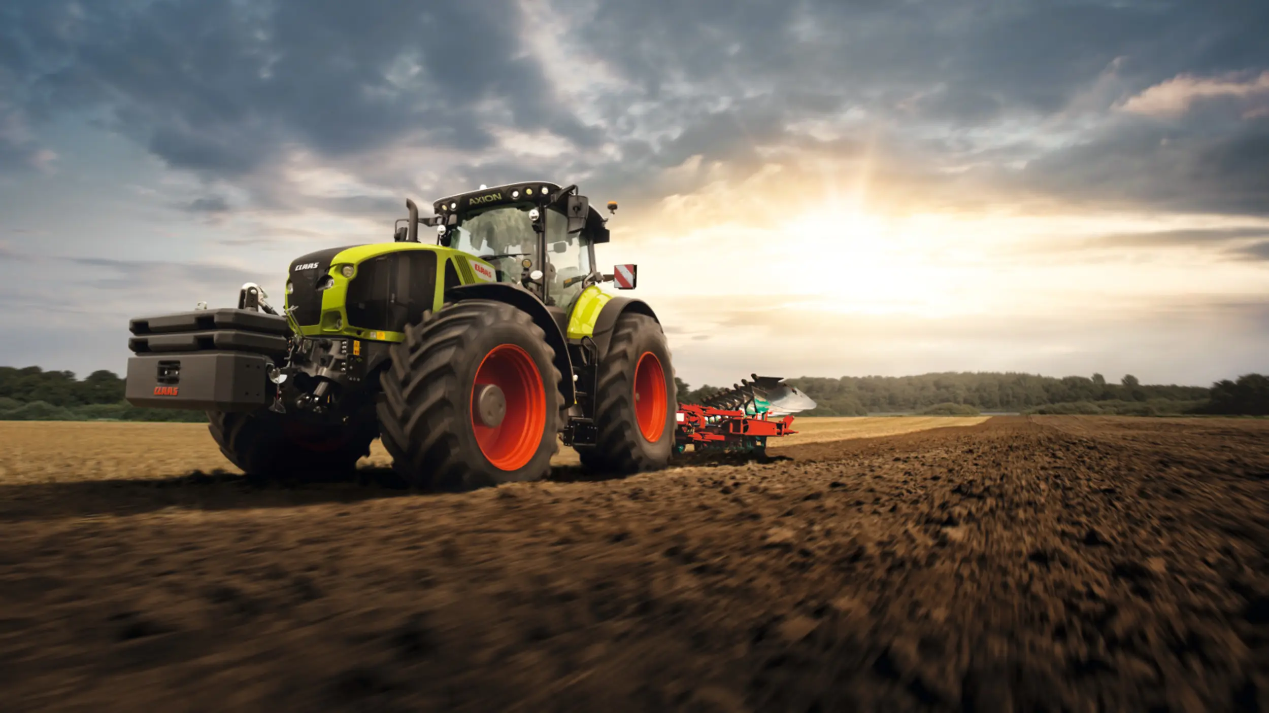 AXION 900