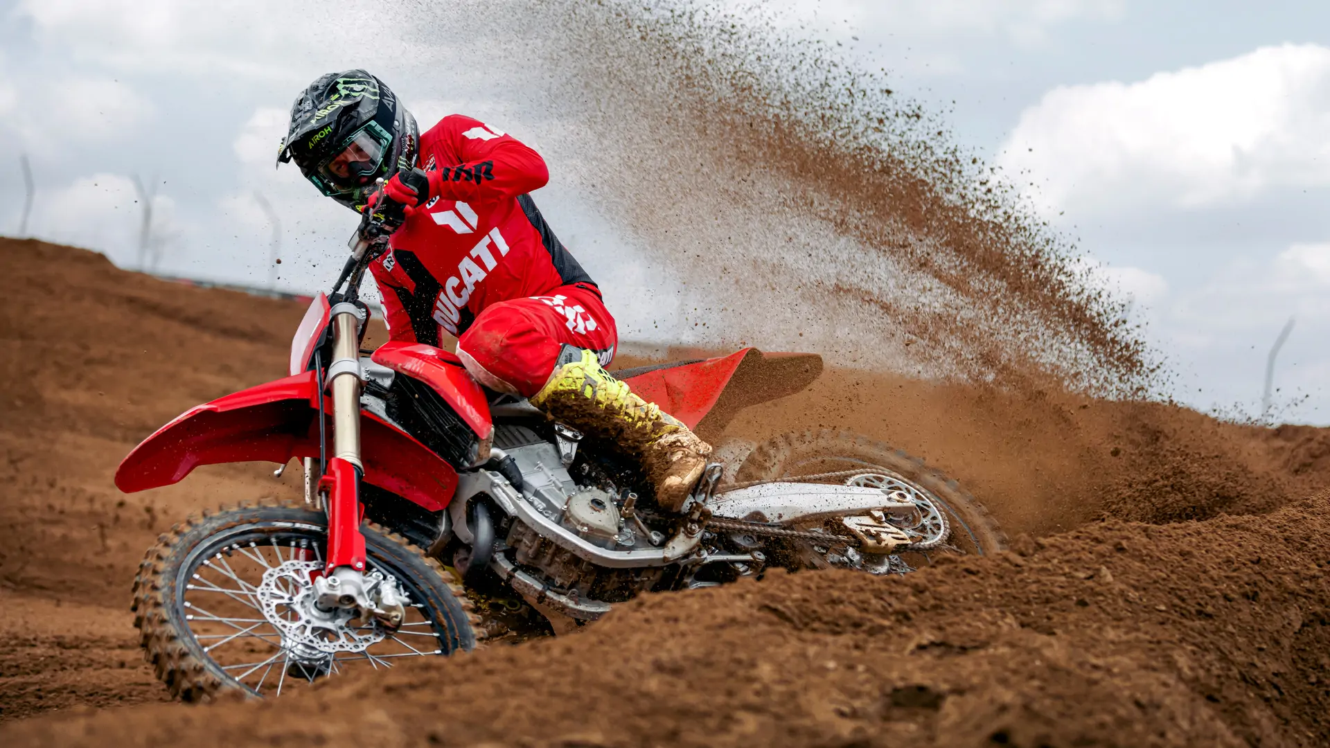 Desmo 450 MX
