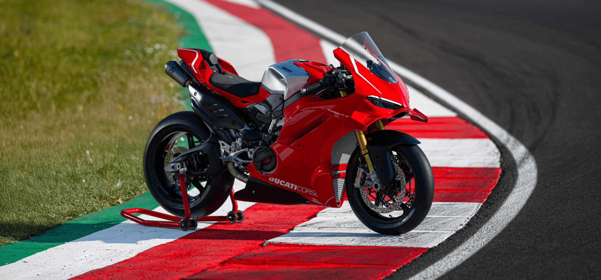Panigale V4 R