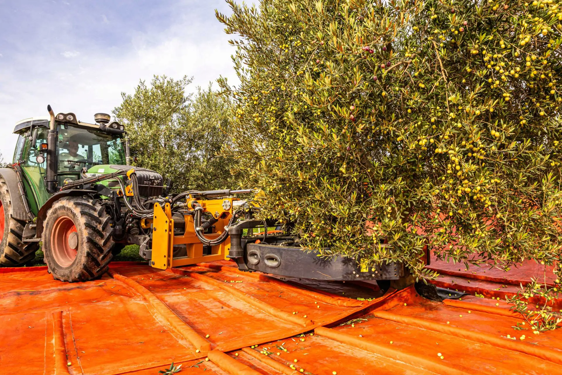 Banniere FB80 vibreur frontal sur tracteur