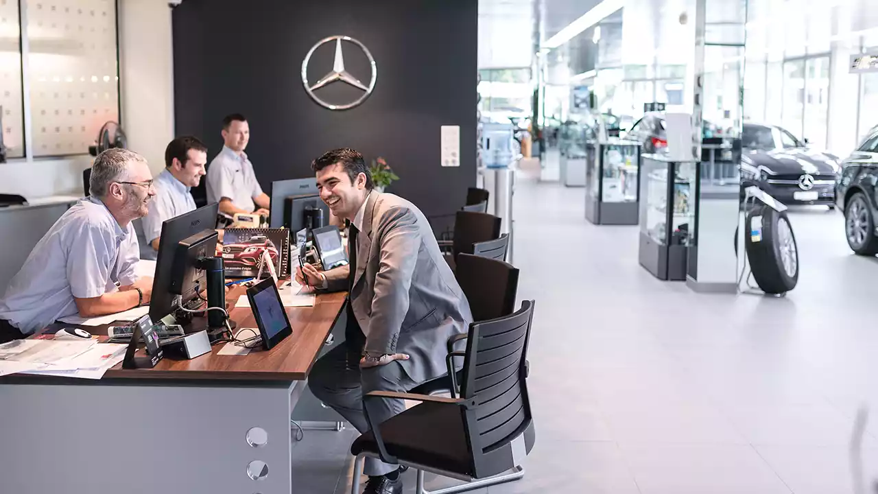 Garage Mercedes-Benz et AMG de l'athénée à Cointrin