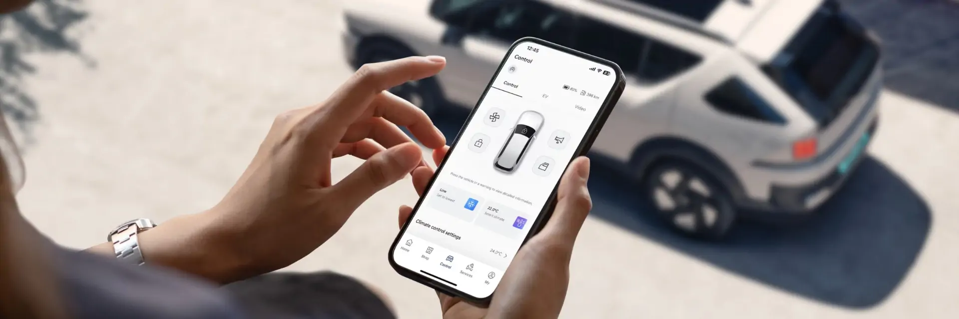 Découvrez toute l’expérience<br>Hyundai avec l’application<br>myHyundai