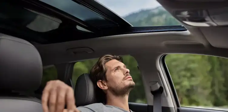 Hyundai Chevalley I30 intérieur toit ouvrant