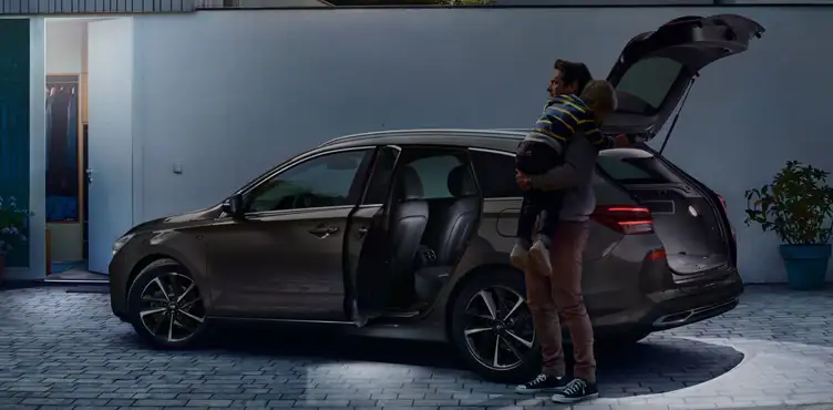 Hyundai Chevalley I30 SW profil coffre ouvert