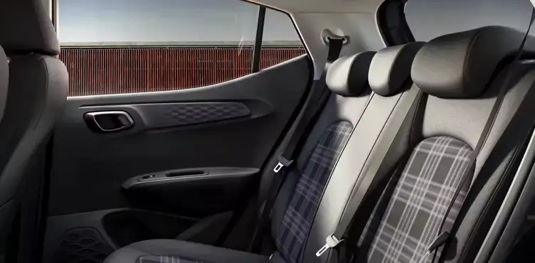 Hyundai Chevalley I10 intérieur banquette arrière