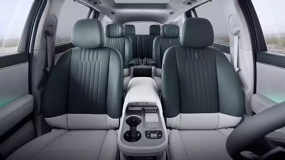 Intérieur de la Hyundai IONIQ 9 au garage Grimm Centre