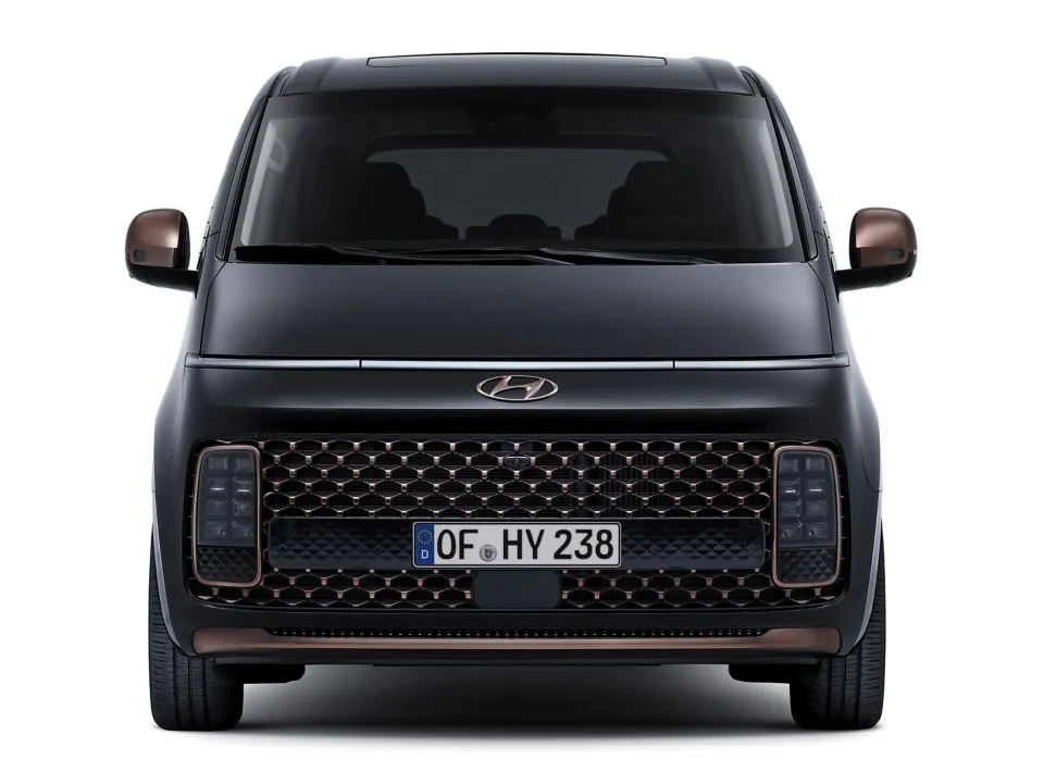 Hyundai Chevalley - Staria