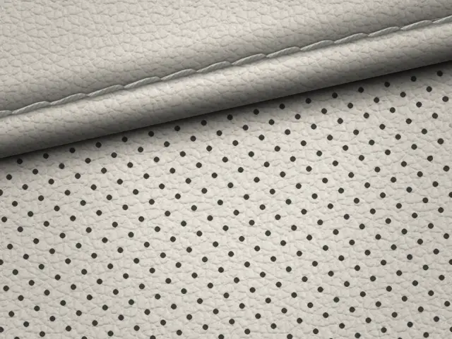 Gris clair Biton avec sellerie cuir.
